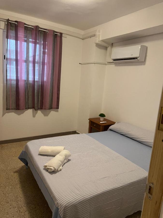 Pension La Parada Alicante Esterno foto